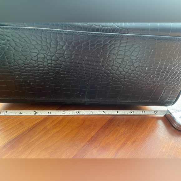 COPY - Maxx New York Doctor Bag Style Croc Print Leather Purse - Picture 3 of 9